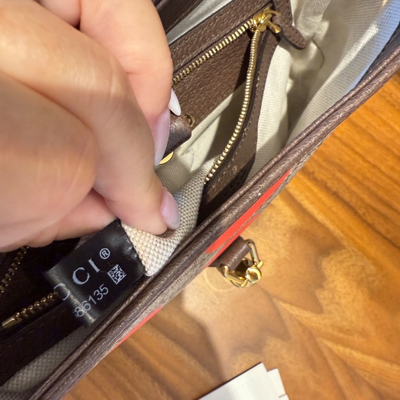 Gucci Jackie 1961 GG Supreme Shoulder Bag with 2 strap options - Picture 8 of 16